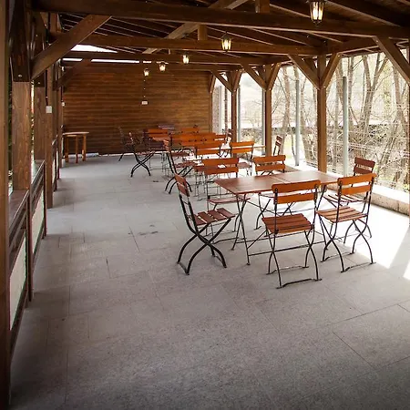 Pensjonat Roata Faget 3*